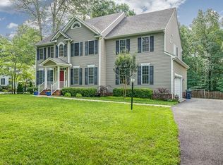 8266 Elizabeth Ann Dr, Mechanicsville, VA 23111