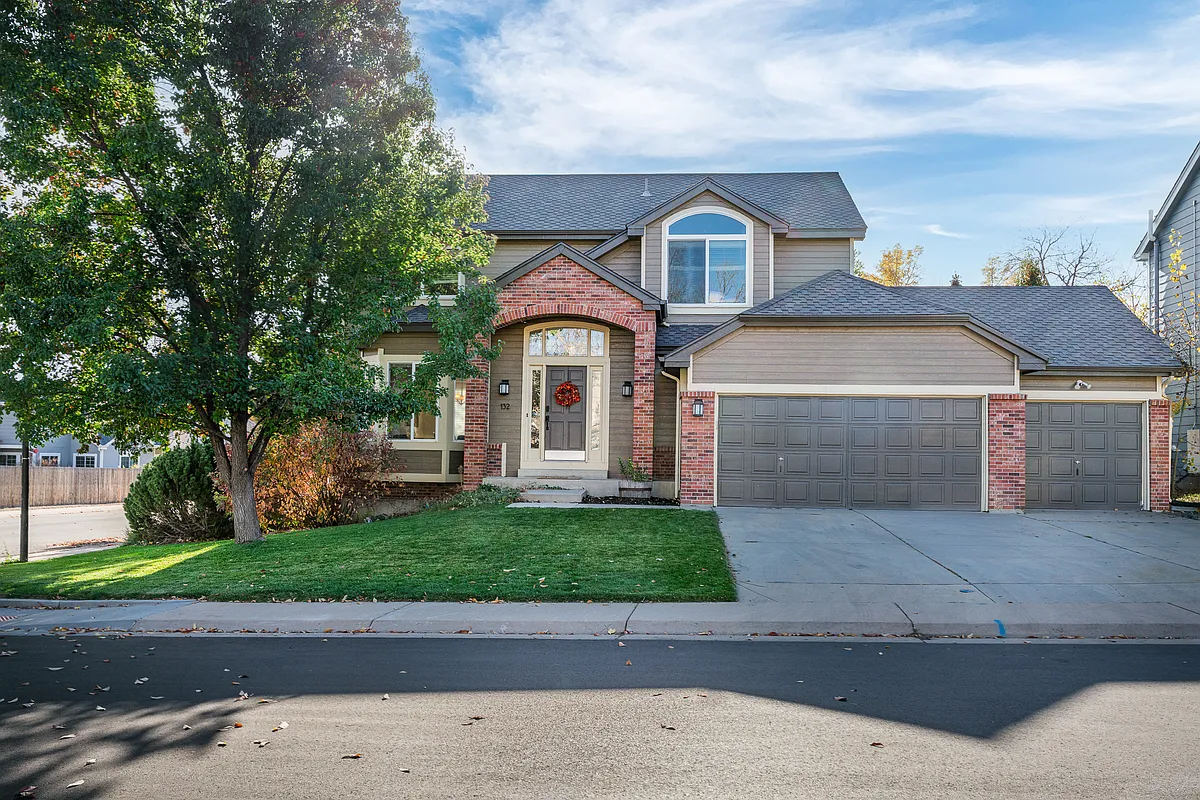 Building Photo - 132 Skyview Ct