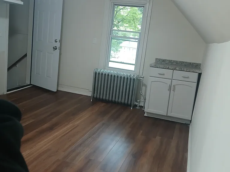 14 Oscar St #UP — Photo 4