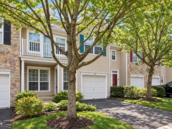 26 Mayflower Dr, Bernards Twp., NJ 07920