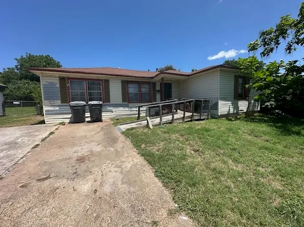 2353 Talco Dr, Dallas, TX 75241