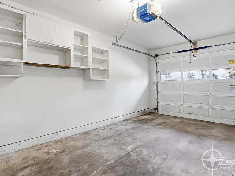 166 Virginia St #B — Photo 4