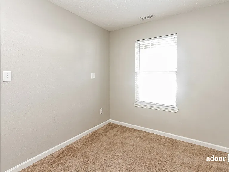 548 Sun Catcher Dr — Photo 12