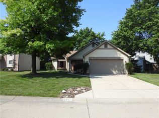 7815 Hollow Ridge Cir, Indianapolis, IN 46256