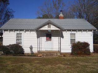 408 W 2nd St, Waldron, AR 72958