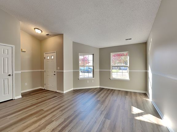 5th image of 20678 Bearsdale Way