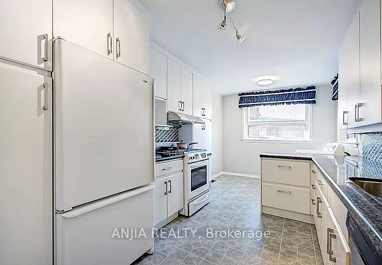 80 Alamosa Dr #UPPER — Photo 6