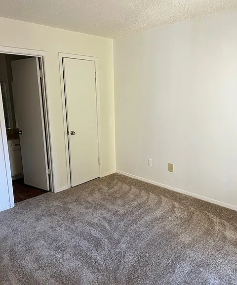 Bethany Apartments — Photo 32