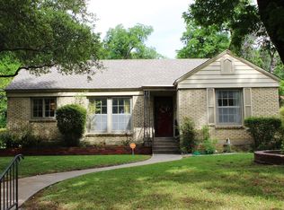 1304 Bluebonnet Dr, Fort Worth, TX 76111