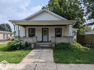 106 S Maple St, Salem, IA 52649