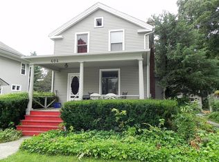 404 Walnut St, Batavia, IL 60510