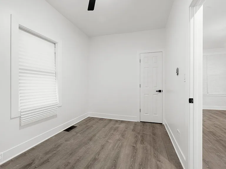 8324 S Kingston Ave — Photo 6