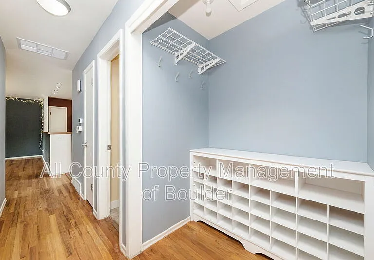 1210 Aikins Way — Photo 11