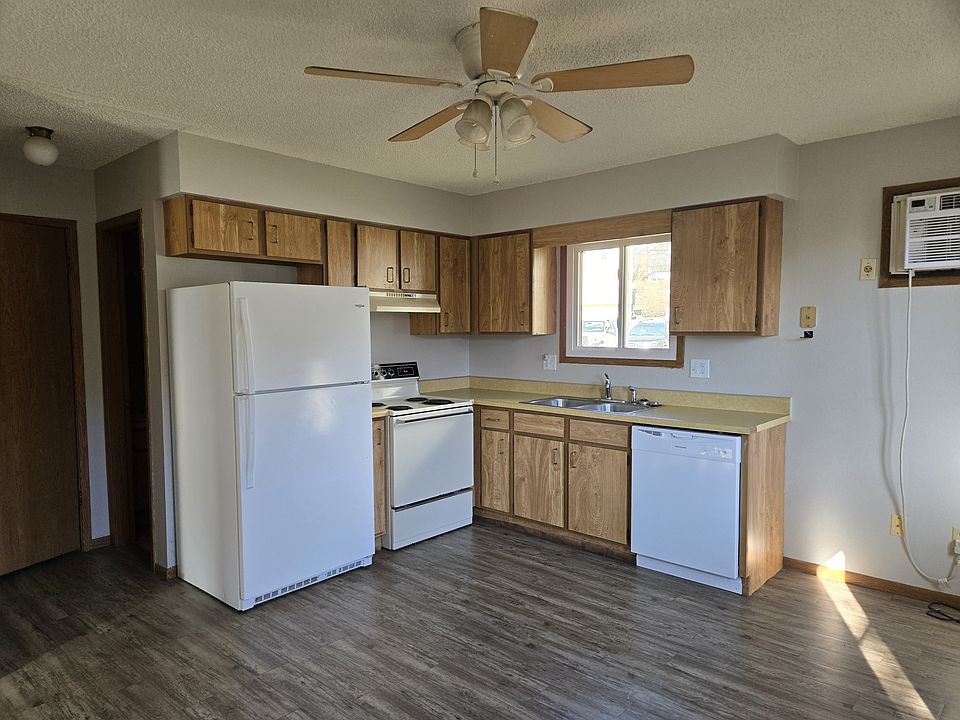 1st image of 931 Boston Way APT 4