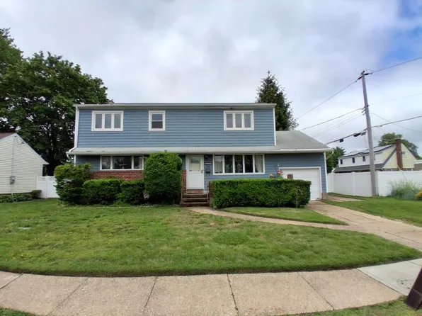 19 Hicks Avenue, Syosset, NY 11791