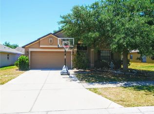 4223 Barnsley Ln, Tavares, FL 32778