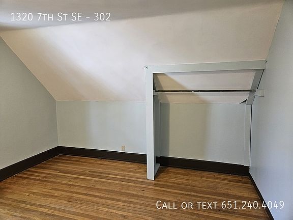 3rd image of 1320 7th St SE Unit 302