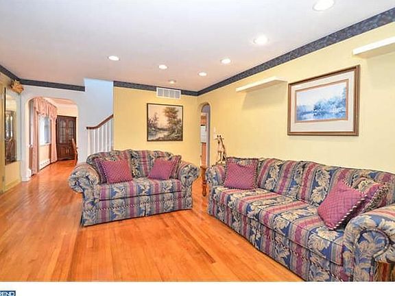 4th image of 112 Sweisford Ln