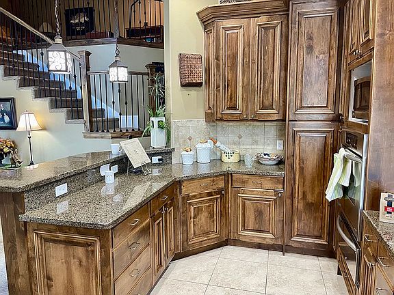 Custom Kitchen Stone Counter