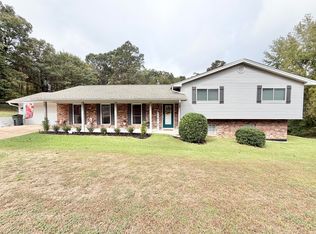 2263 Ridge Rd, Columbus, MS 39705