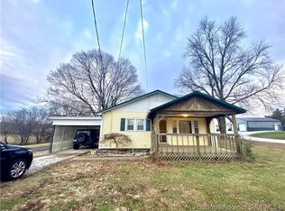 3712 Caney Rd, Henryville, IN 47126