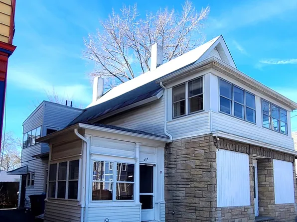 205 North Winooski Avenue, Burlington, VT 05401