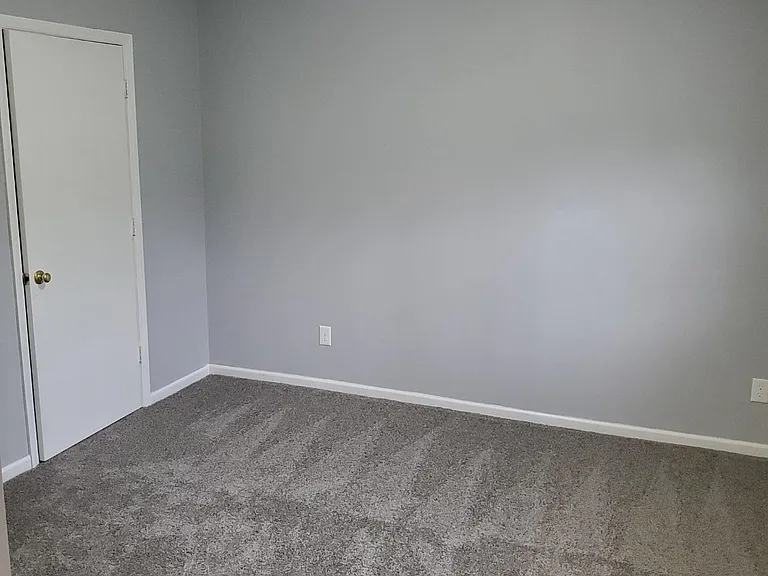 115 Edgewood Dr — Photo 10