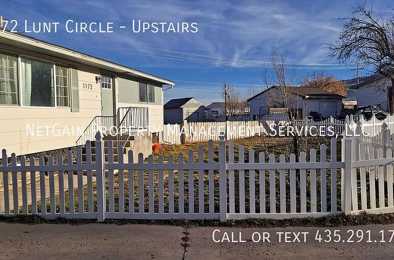 1172 Lunt Cir #UPSTAIRS — Photo 4