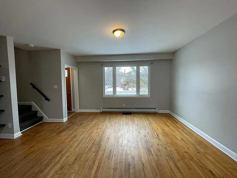 80 Barbara Ave — Photo 5