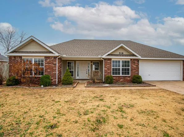 518 Topaz St, Lowell, AR 72745