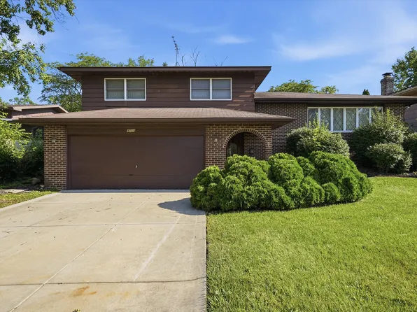 4050 Violet Ln, Matteson, IL 60443