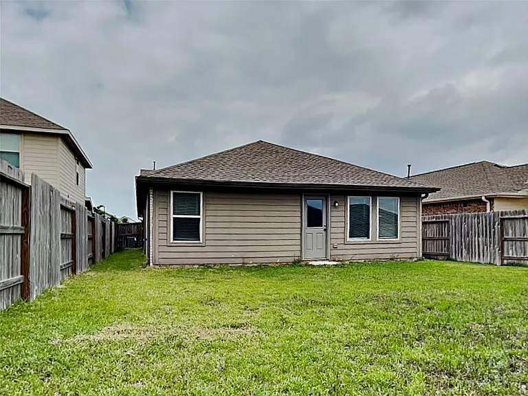 26815 Wilderye Cove Ln — Photo 17