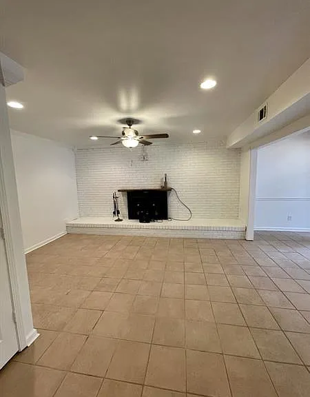 8940 Bay Dr — Photo 12