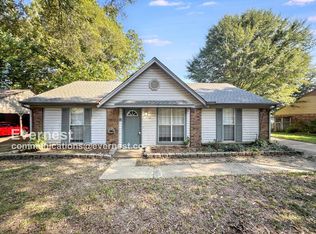 3760 Heathcliff Dr, Horn Lake, MS 38637