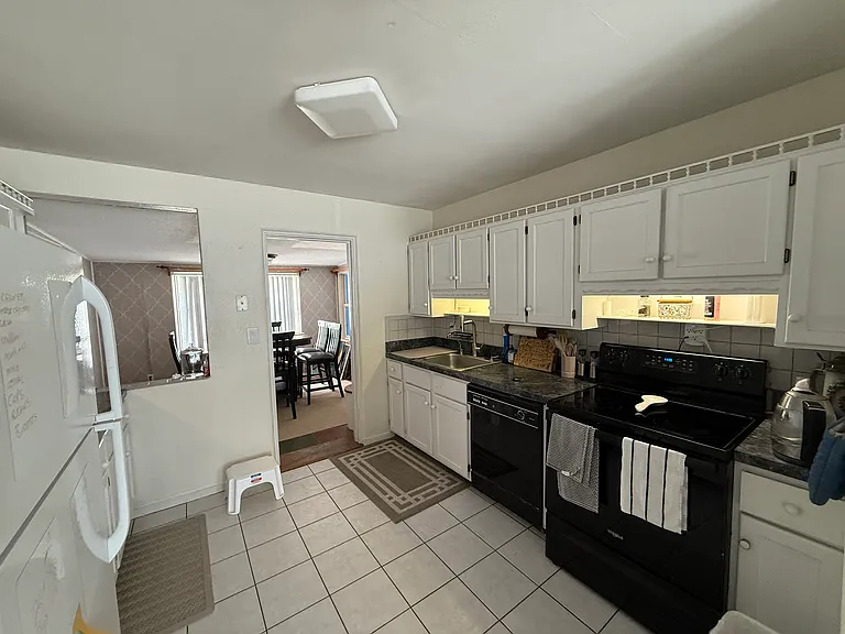23 Hibiscus Dr — Photo 4