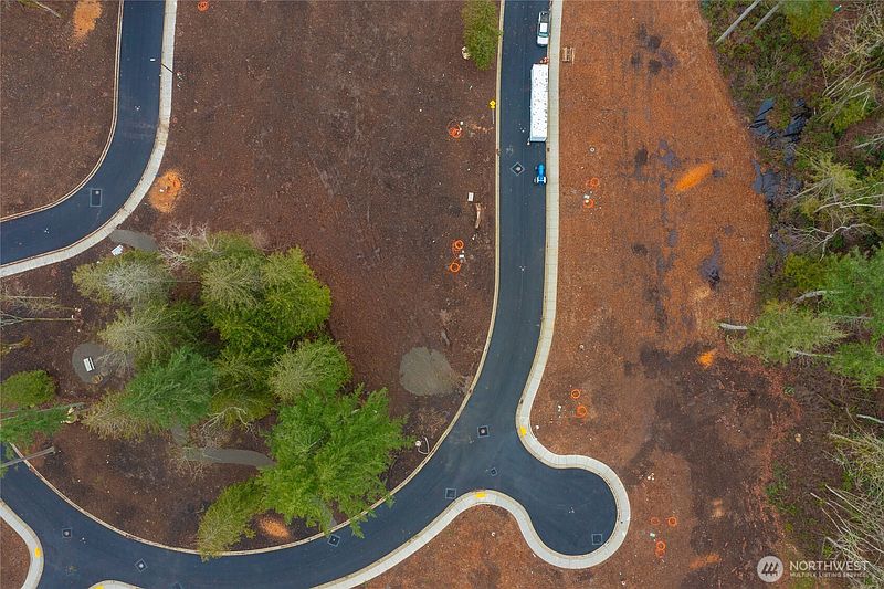 2nd image of 549 Sweet Gum Drive