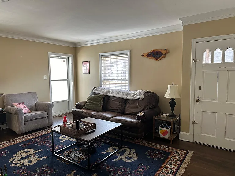 222 Patterson St — Photo 5