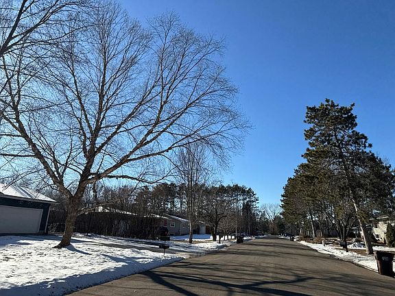 5th image of 112 Villa Dr