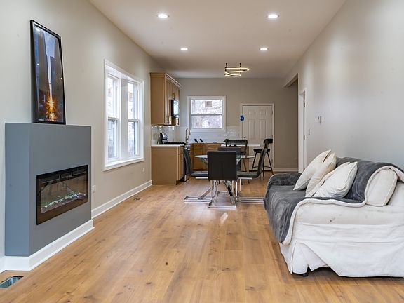 5th image of 6418 S May St