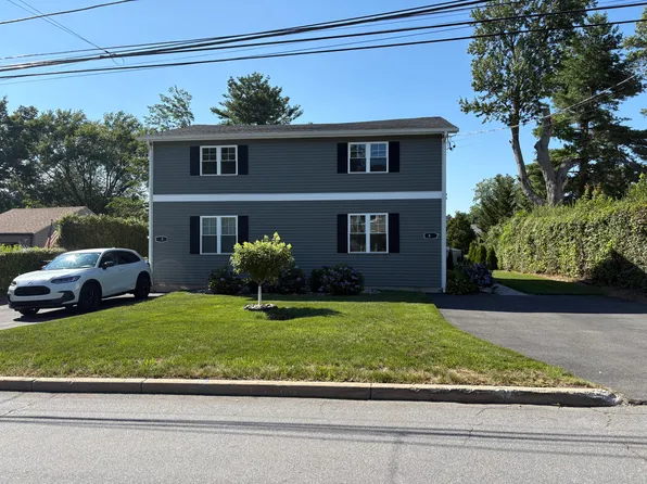 68 Campfield Rd #1, Fairfield, CT 06825