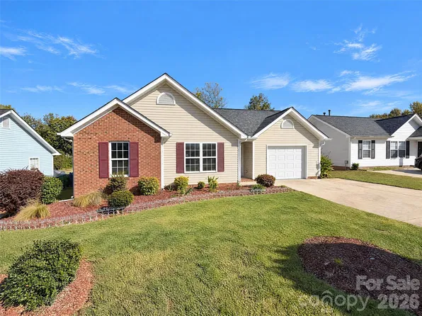 7018 Rumple Rd, Charlotte, NC 28262