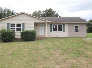 344 Woods Edge Rd, Winchester, TN 37398