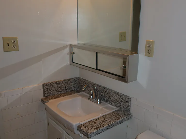 201 N La Peer Dr #104 — Photo 14