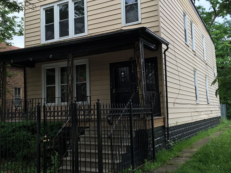 2nd image of 9316 S Woodlawn Ave