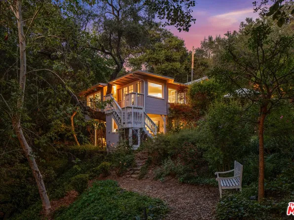 21714 Encina Rd, Topanga, CA 90290