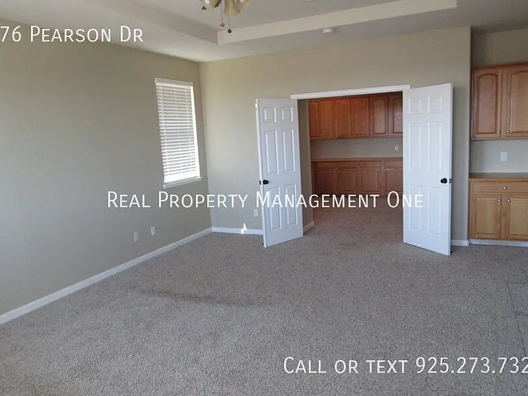 576 Pearson Dr — Photo 23