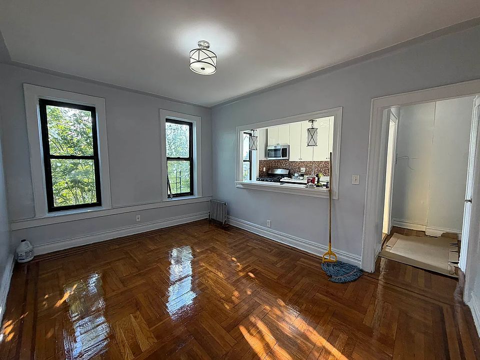 1st image of 159 Bay 29th St #9