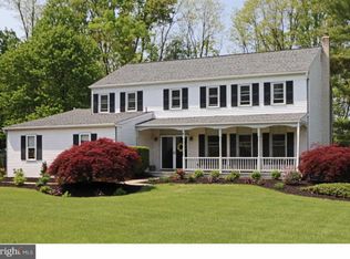 16 Glenloch Way, Malvern, PA 19355