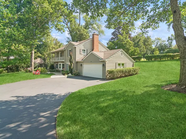 255 Oxford Rd, North Barrington, IL 60010