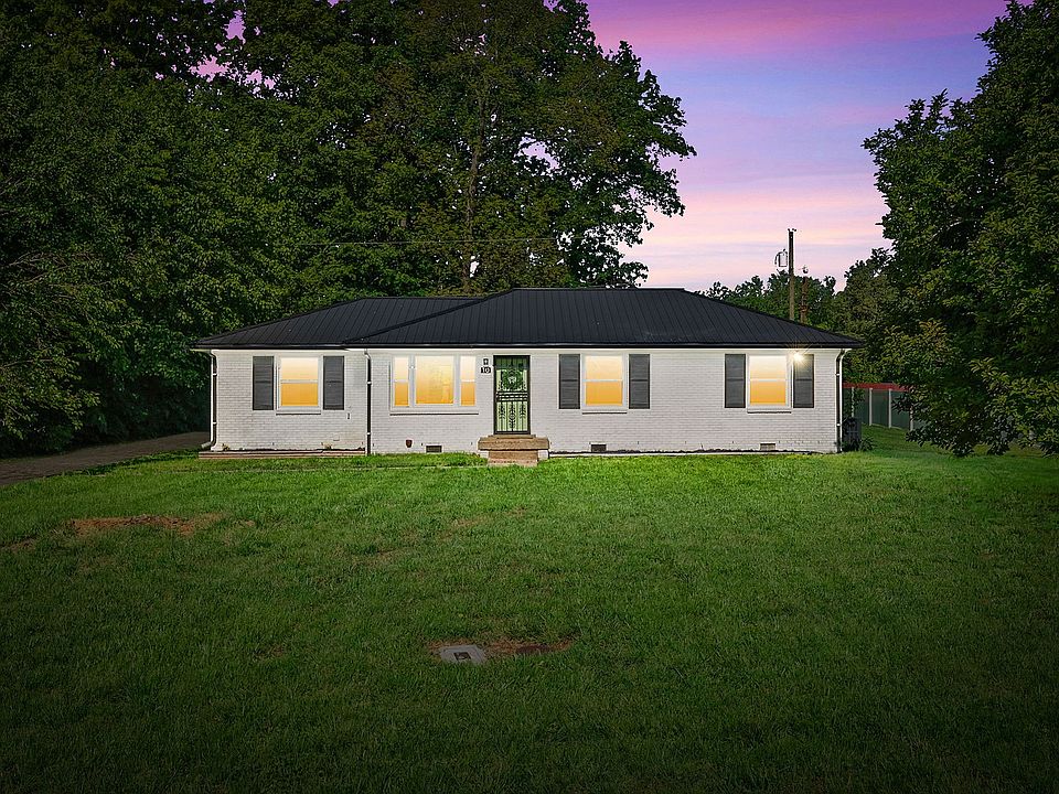 1st image of 10 Bunker Hill Rd